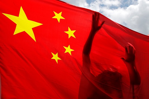 美媒:选举秀骗子特朗普在新冠疫情中让中国再次取胜 美国衰难收场
