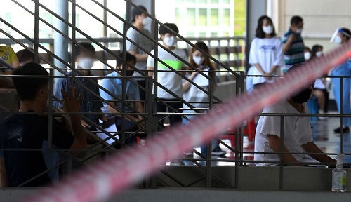 韩媒:韩国新冠疫情继续反弹新增再破60例 感染总数13479