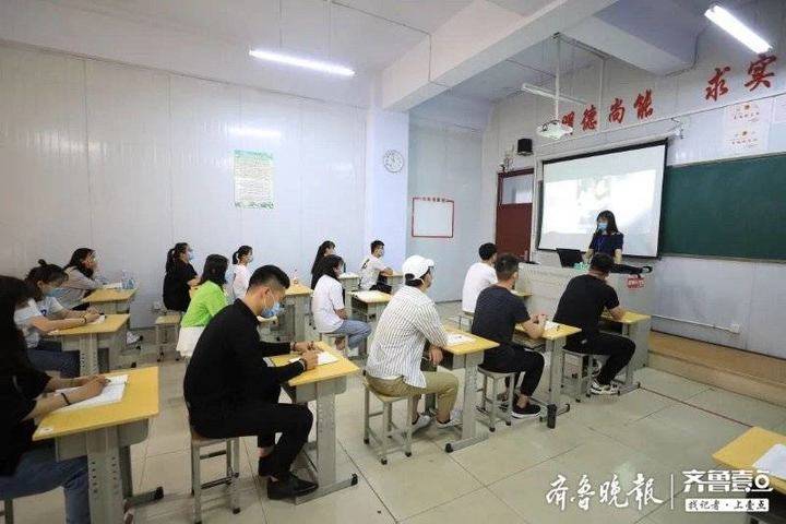 泰安山东服装职业学院打赢疫情防控战 ,上好开学第一课