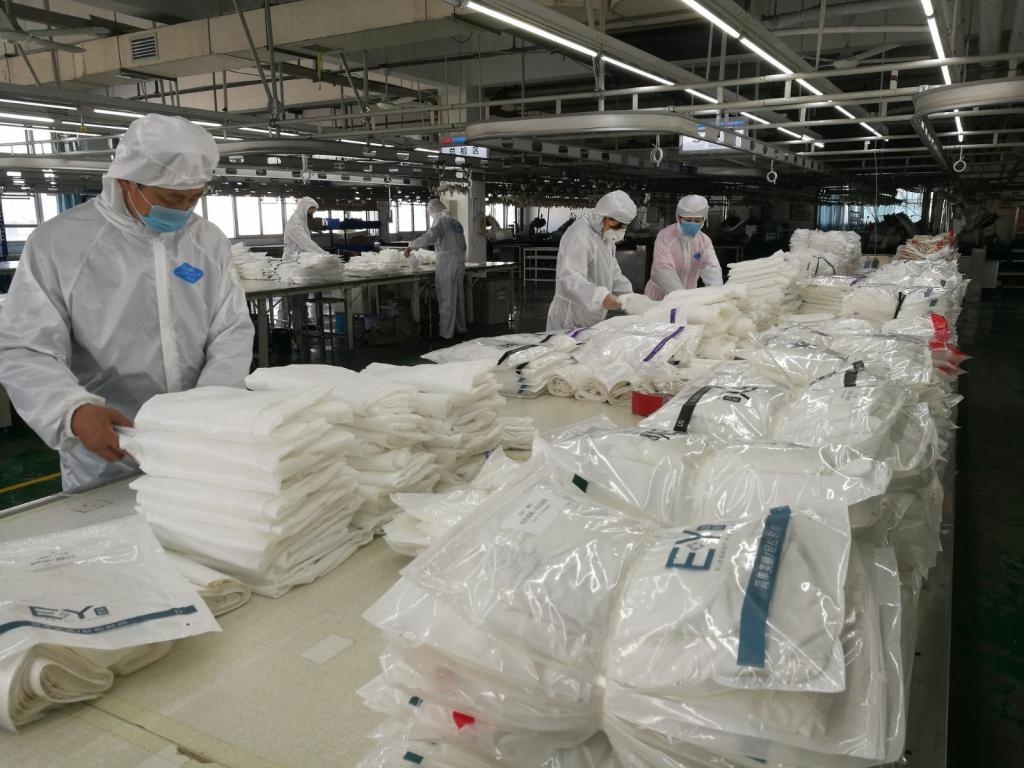 紧急转产战疫情,河南服装龙头启动防护服生产